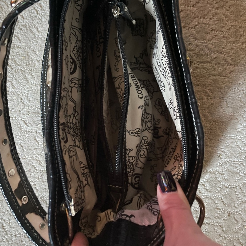 Purse 👜 - Picture 2 of 3